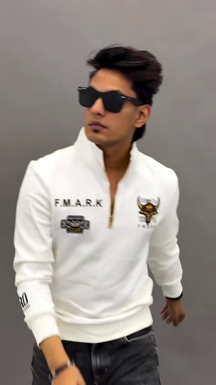 Men Full Sleeve Typography Printed Sweatshirt
