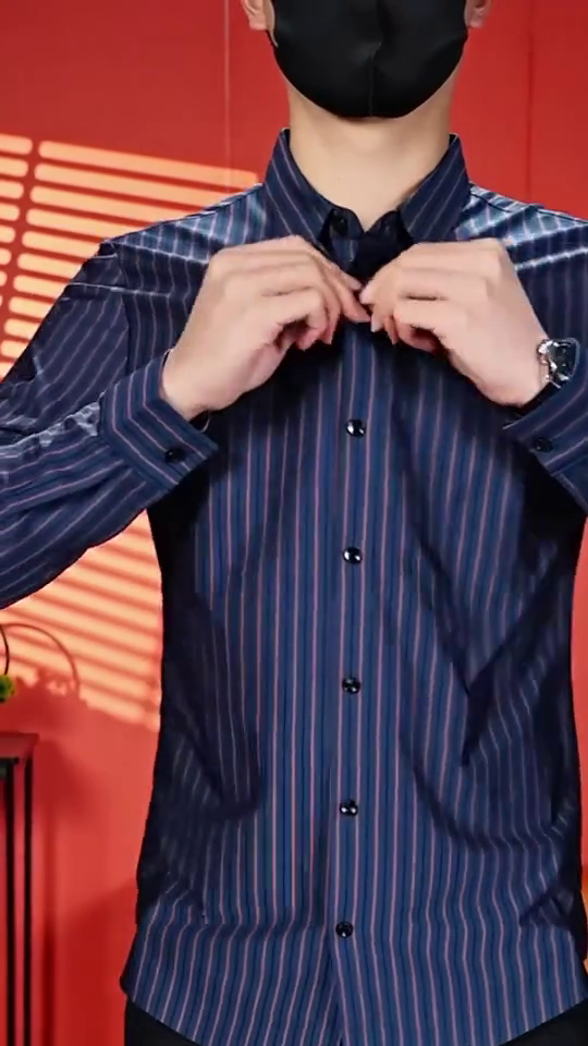 Men's Pure Cotton Checks Pattern Slim Fit Semi Cutaway Collar Full Sleeve Formal Shirt