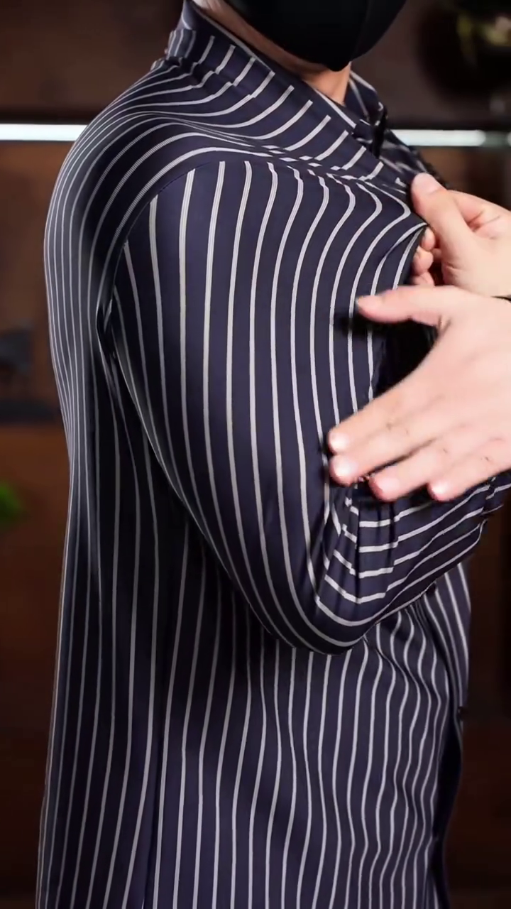 Men Slim Fit Striped Casual Shirt